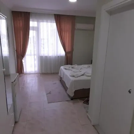 Ξενοδοχείο Granada