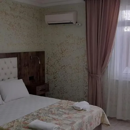 Granada Hotel