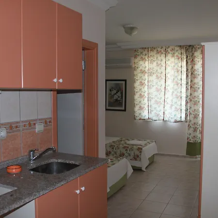 Granada 3*