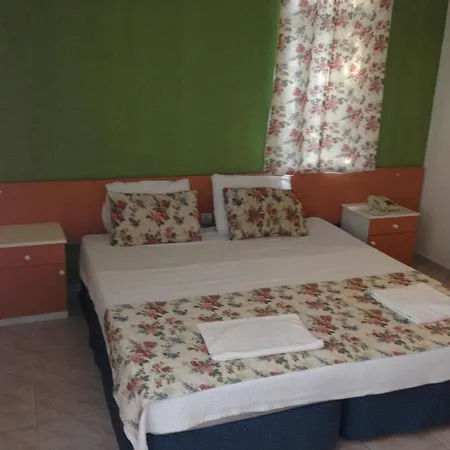 Granada Hotel