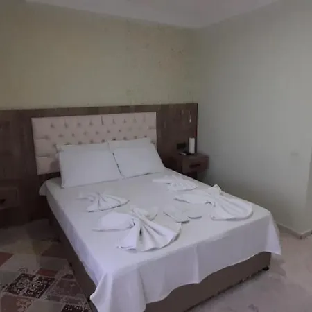 Granada 3*
