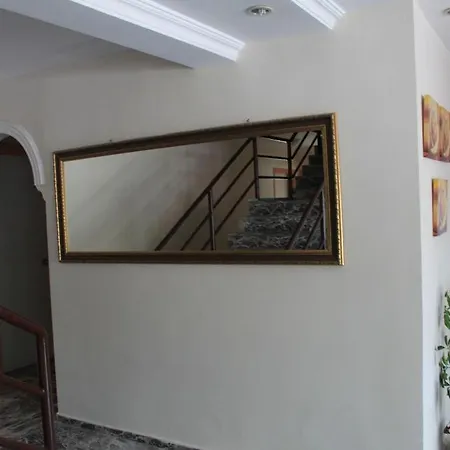 Hotel Granada 3*
